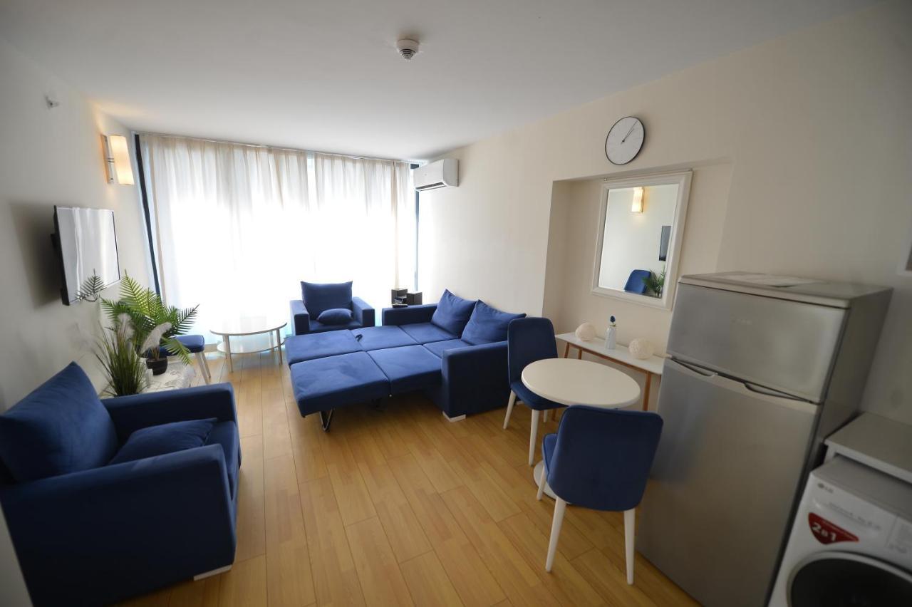 Panorama Orbi City Center Suite Batoemi Buitenkant foto